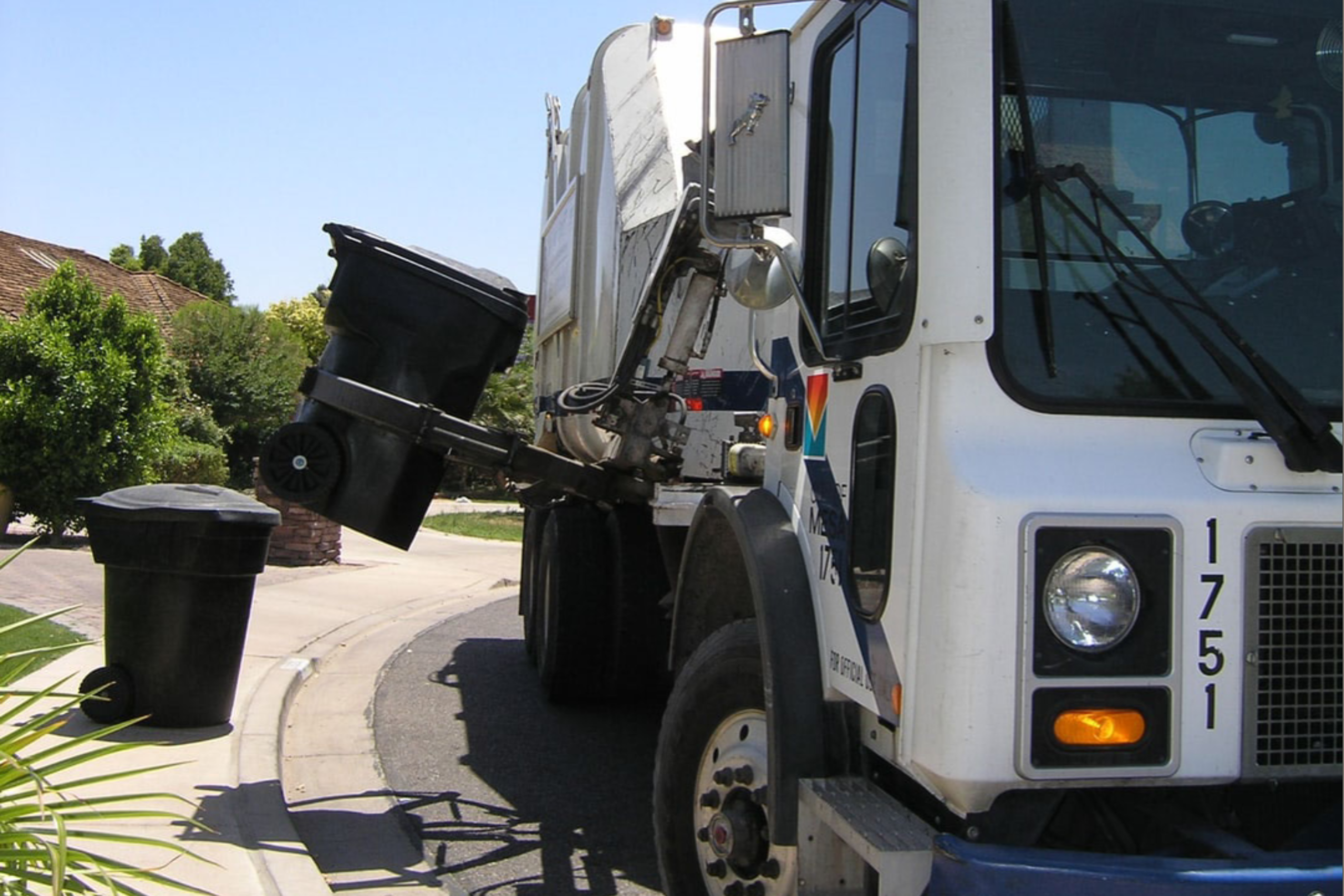 Licenses Available for Solid Waste Collectors  and Haulers