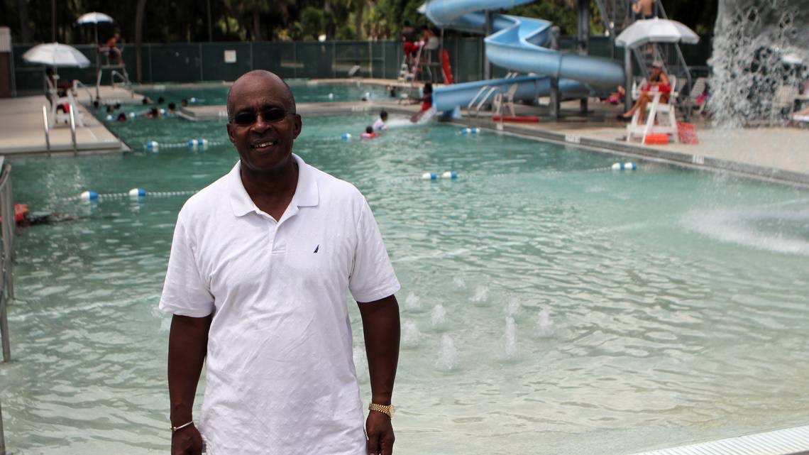 Beaufort County Dedicates Pool to Alvin Settles