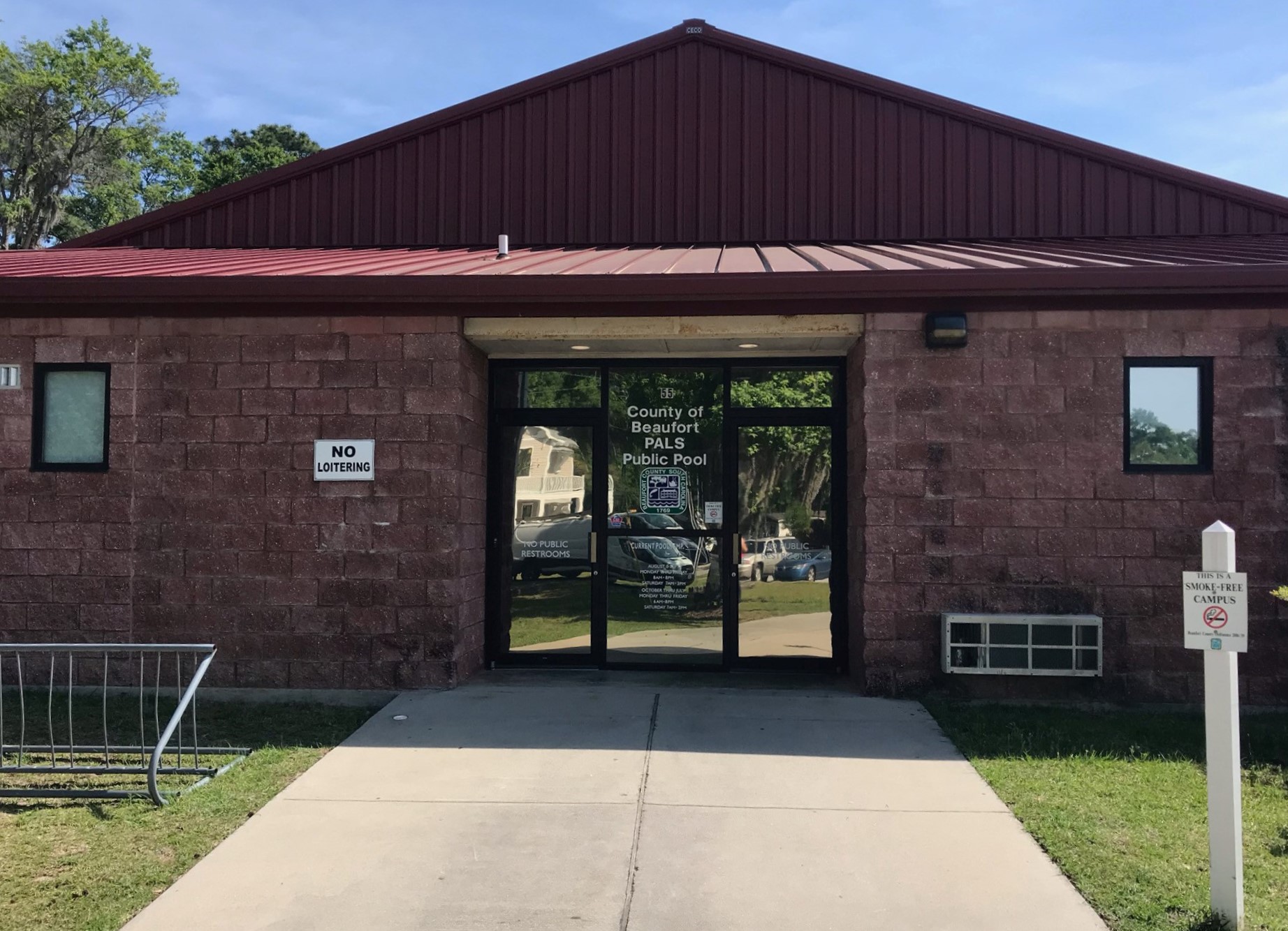 UPDATE:  County to Replace Bluffton Pool Roof: Scheduled to Reopen in Late August